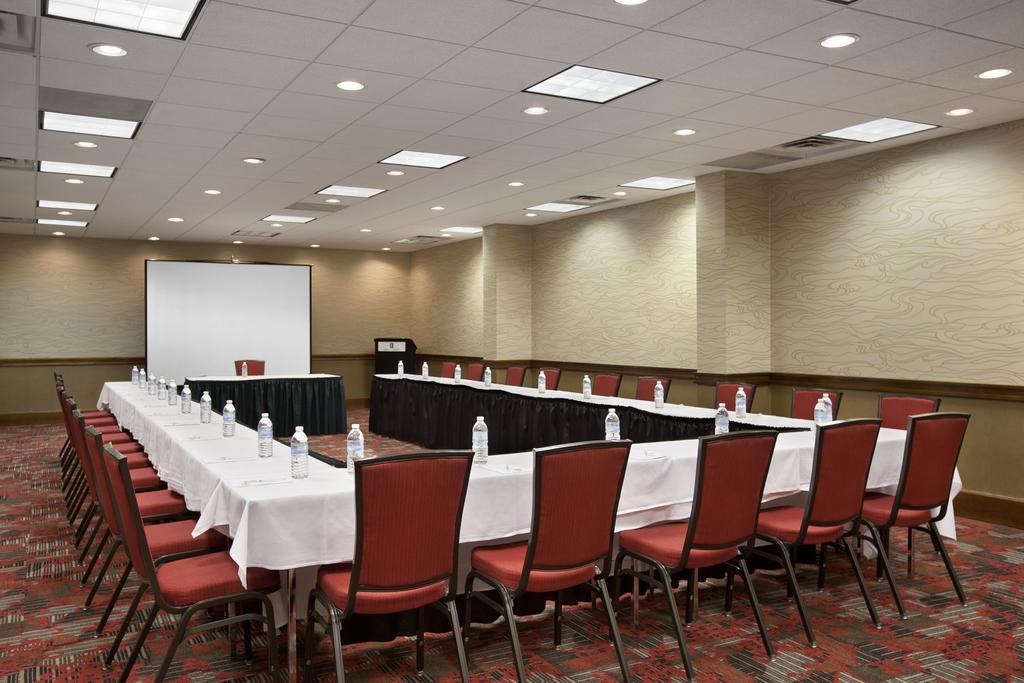 Embassy Suites By Hilton Atlanta Perimeter Center Sandy Springs Exterior foto